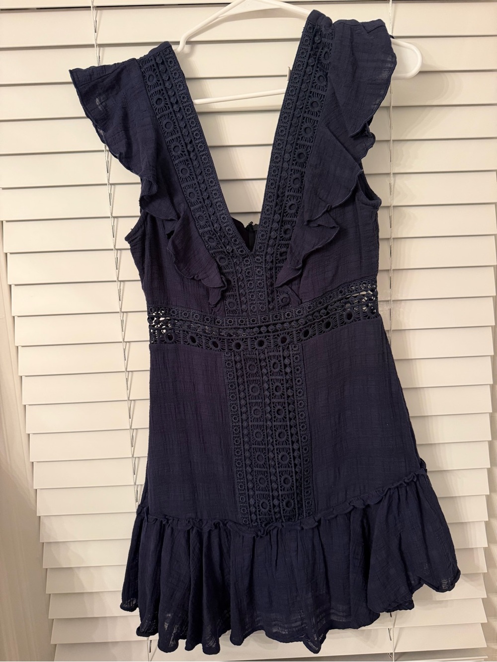 ✨Jun and Ivy Navy Ruffled Mini Dress✨